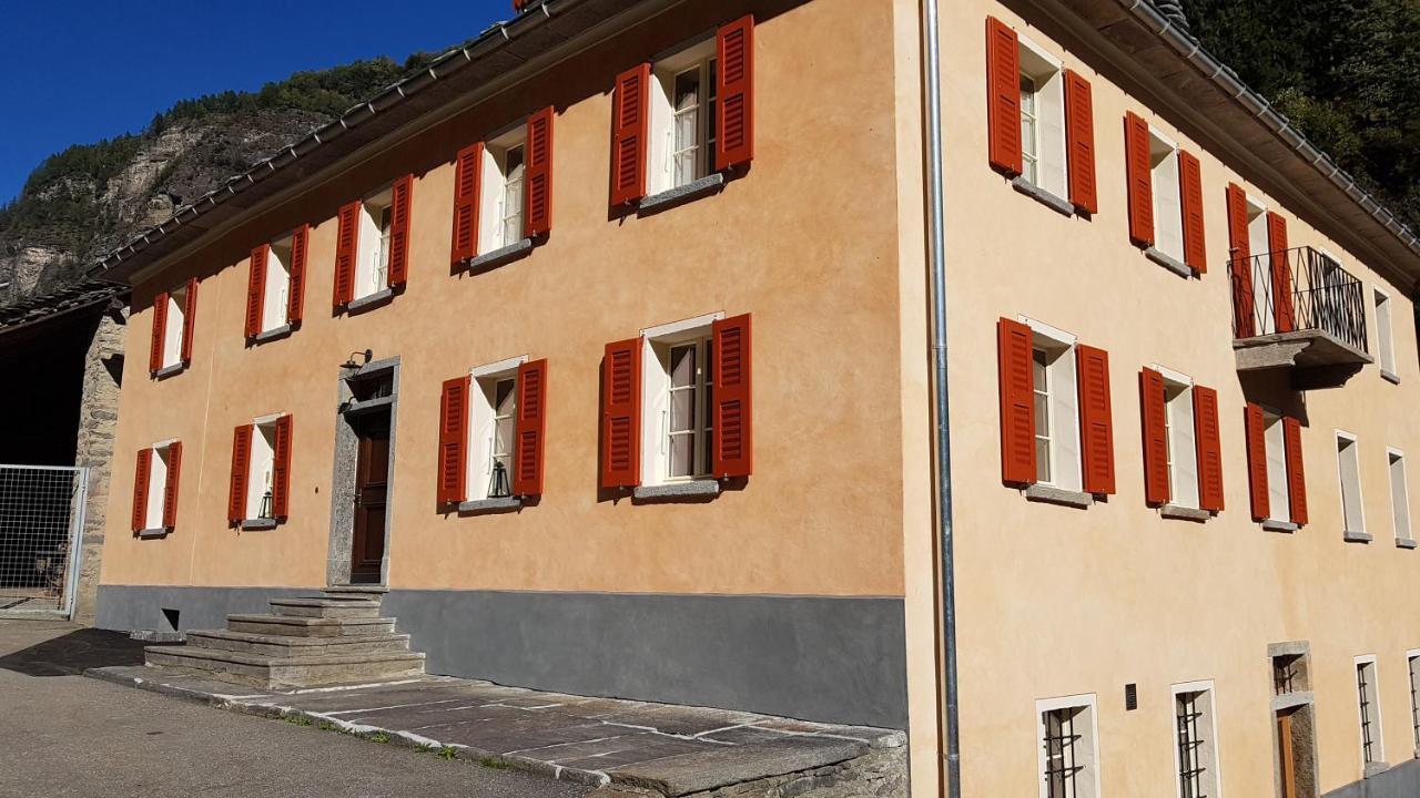 Bnb Ai Cav Calanca Arvigo Εξωτερικό φωτογραφία